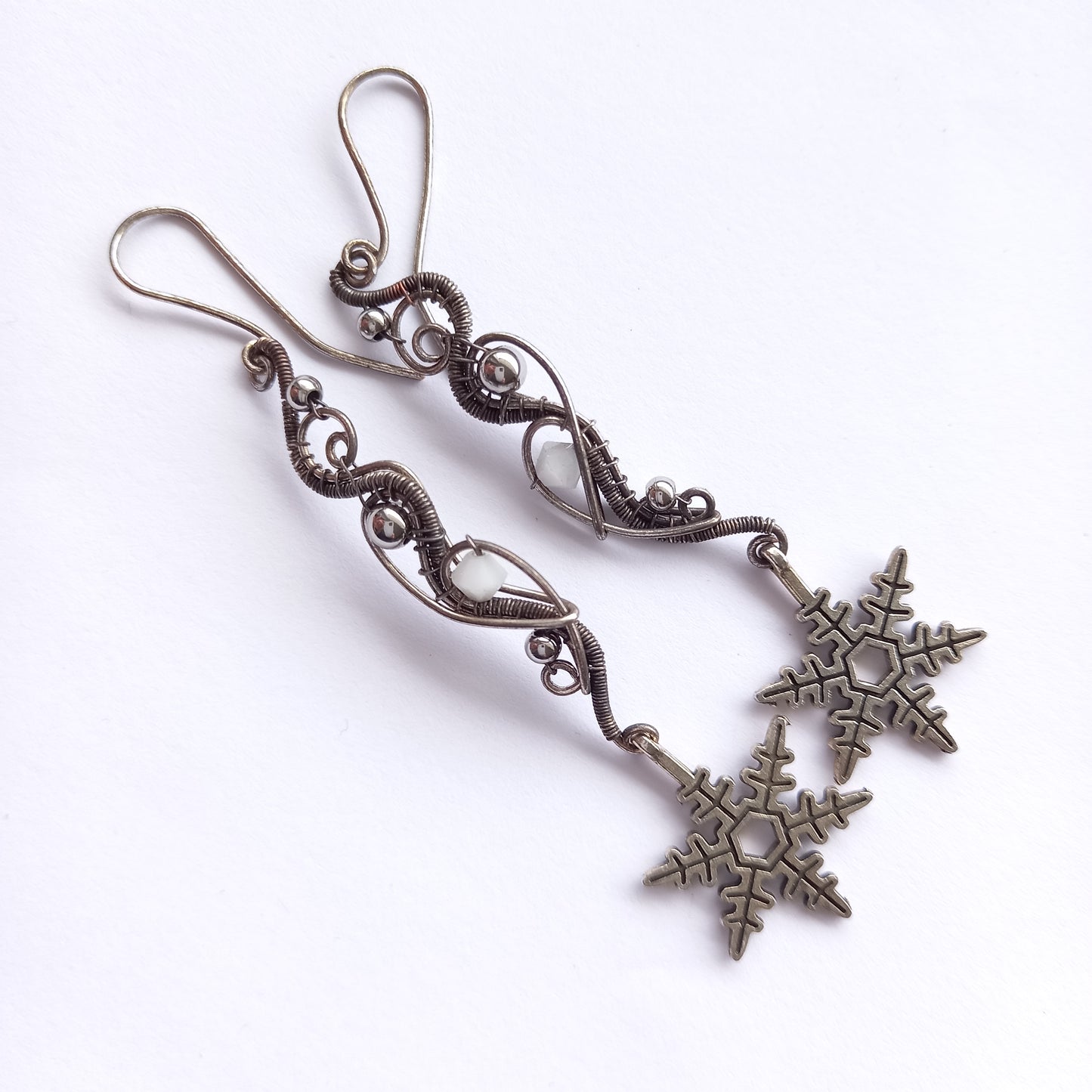 Winter Heart - Snowflake earrings