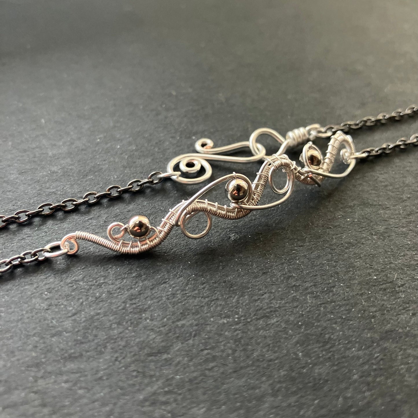BASICS - silver plated wide pendant necklace