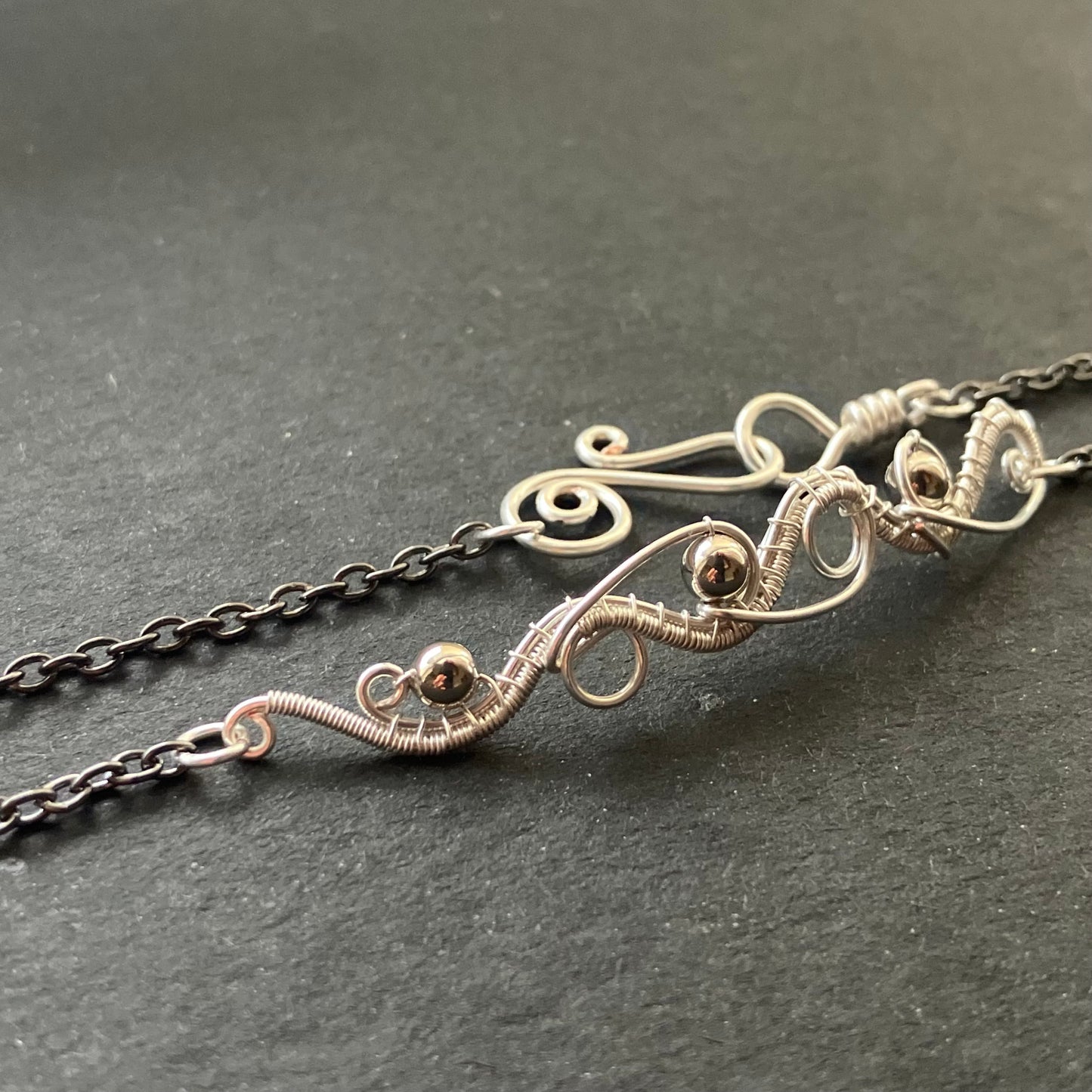 BASICS - silver plated wide pendant necklace