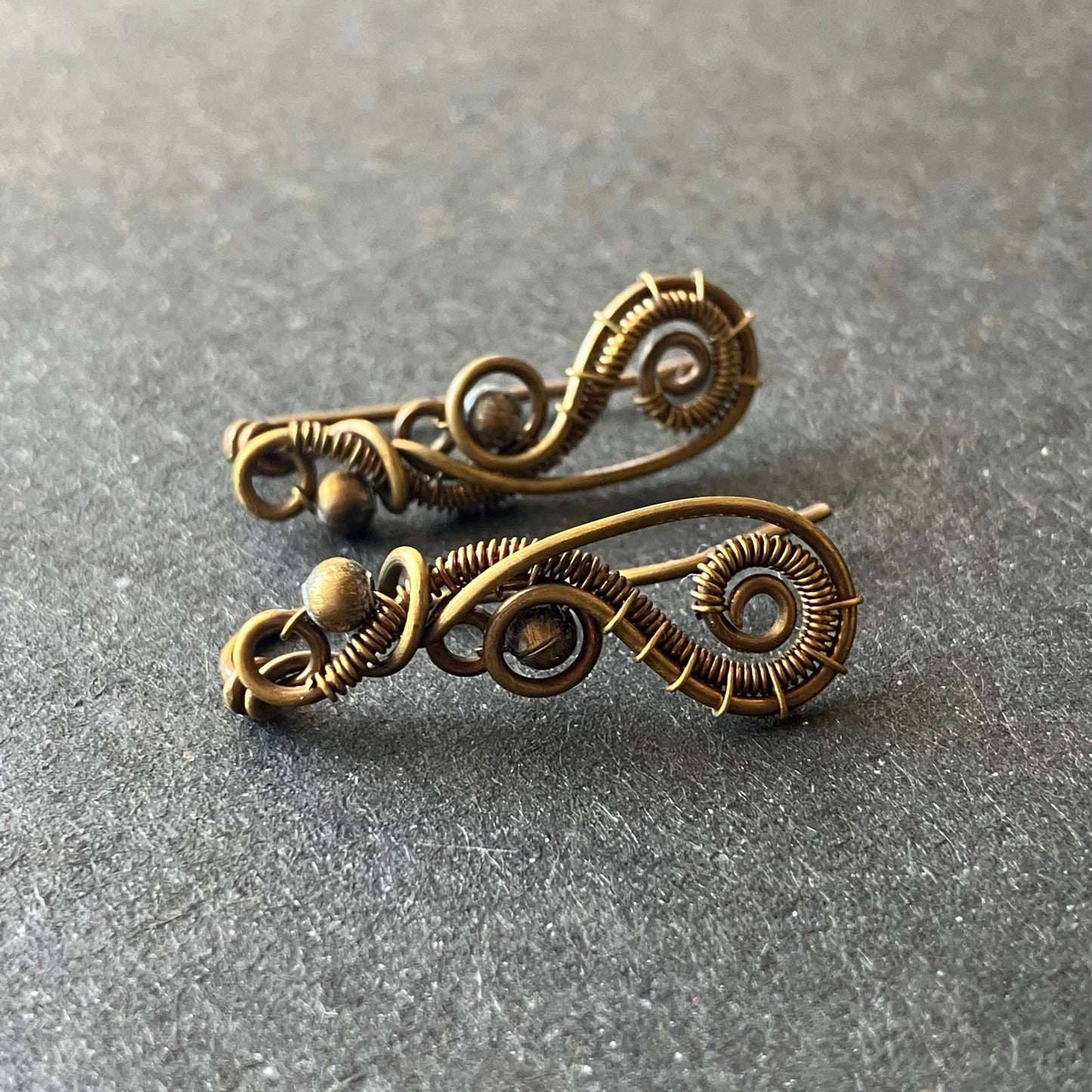 BASICS - brass climbing earring