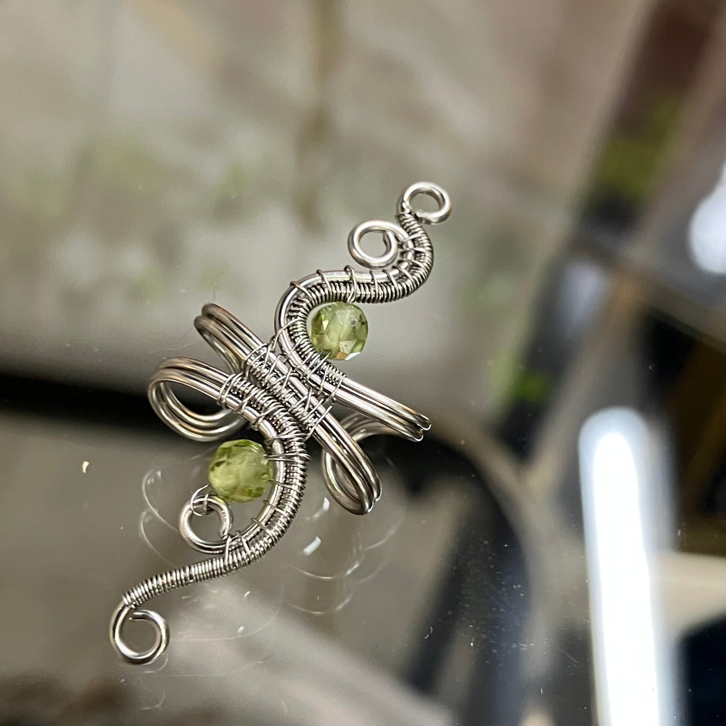 Stainless steel peridot ear cuff