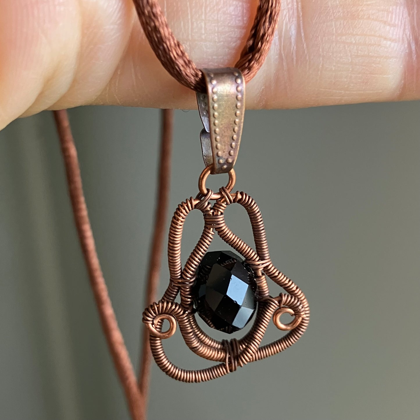 Copper black necklace