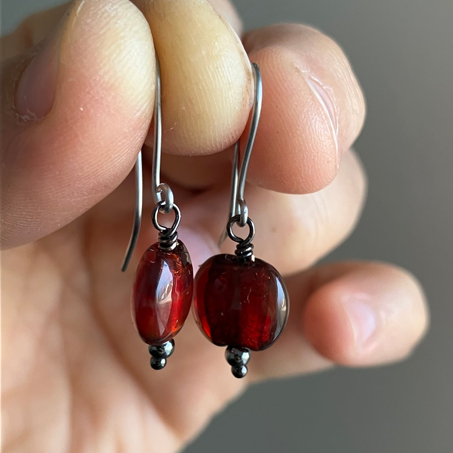 NEW stainless steel flat red earrings