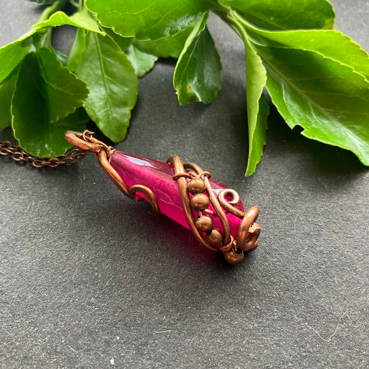 Copper pink jade necklace