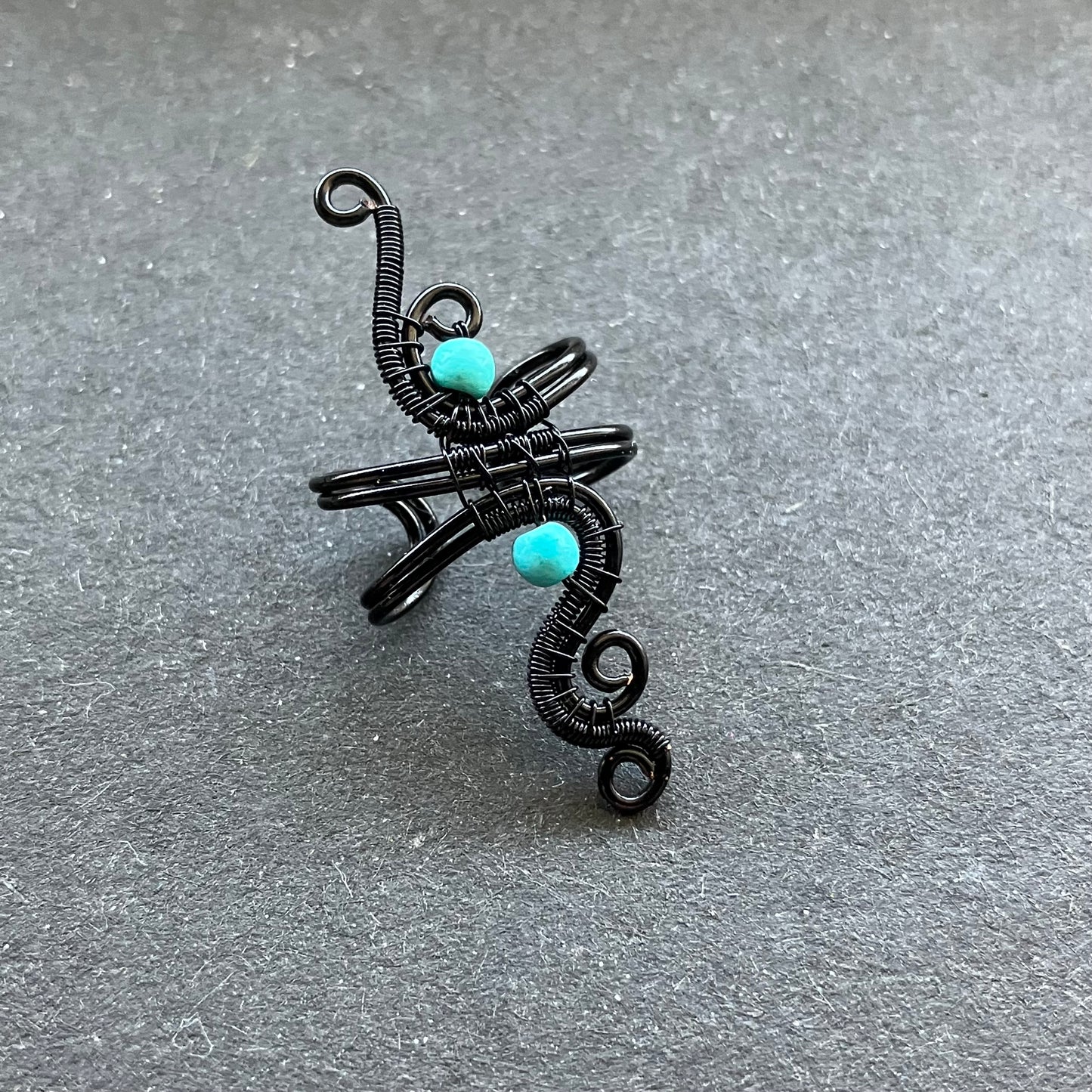 Magic Garden black turquoise ear cuff