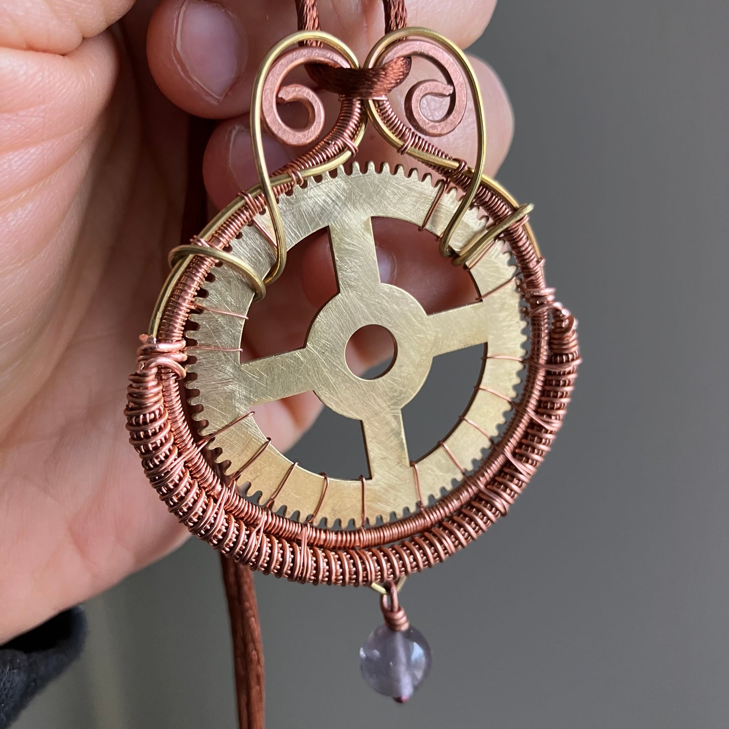 TIME FLIES - copper and brass big cogwheel necklace with amethyst