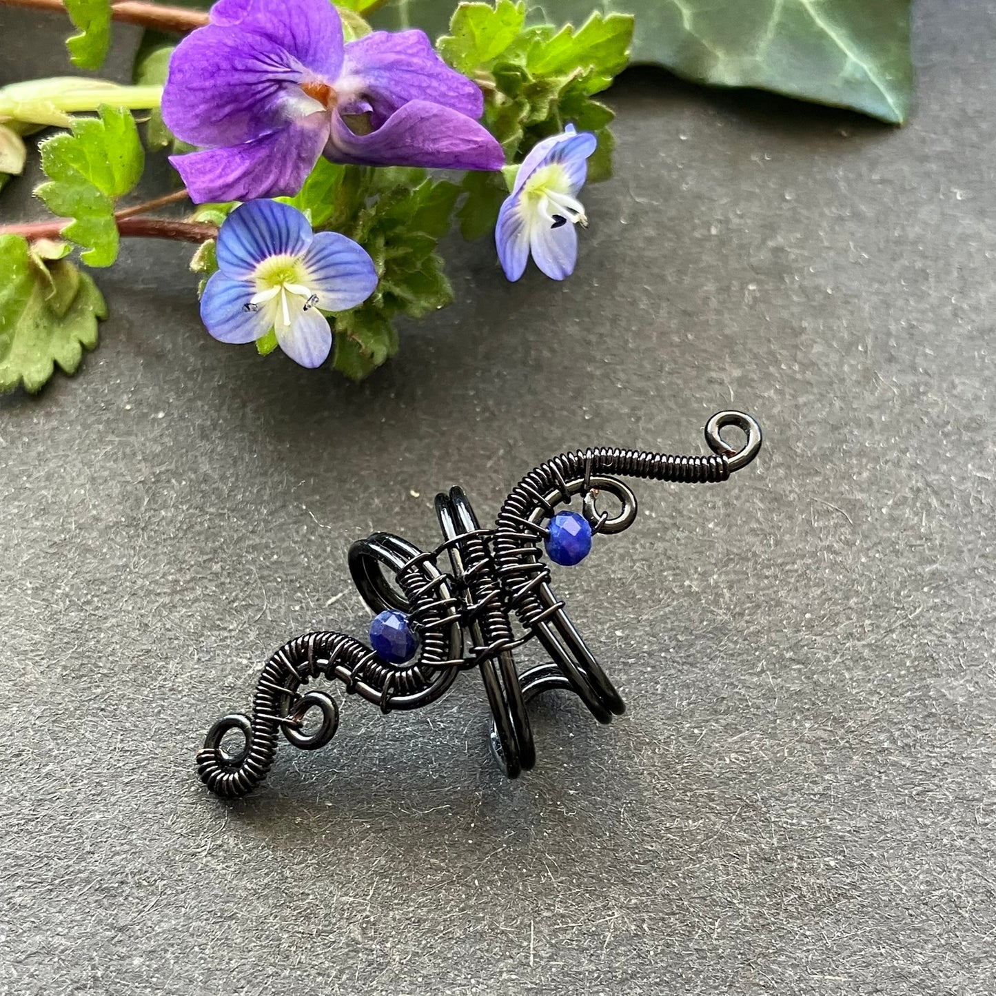 Magic Garden fekete szodalit fülgyűrű