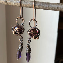 Load image into Gallery viewer, WILDFLOWER copper dark purple earrings
