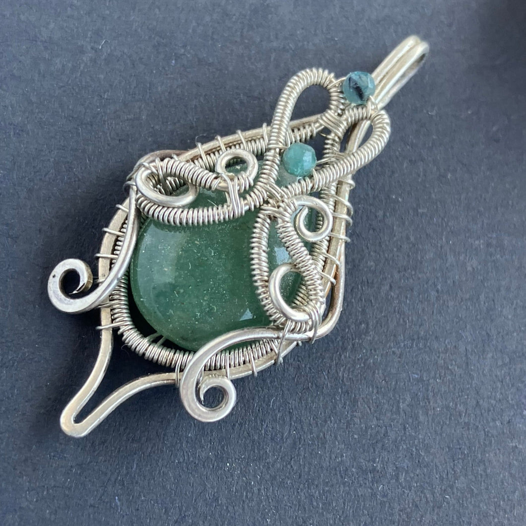 stering silver pendant with turmalin and aventurine
