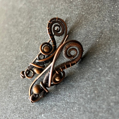 BASICS - copper climbing earrings