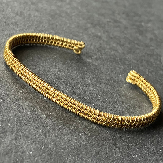 BASICS - brass bangle bracelet