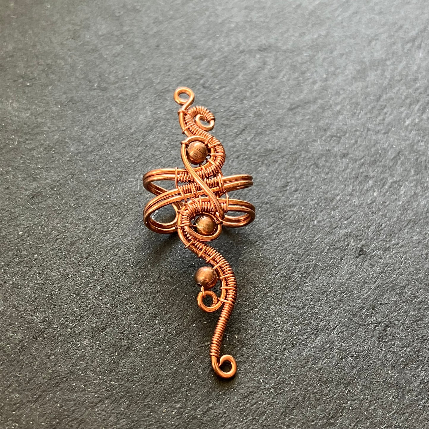 BASICS - long copper earcuff