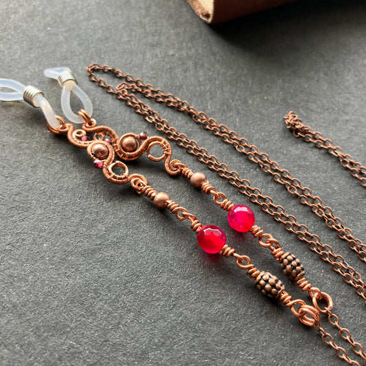 Garnet and jade copper glasses chain