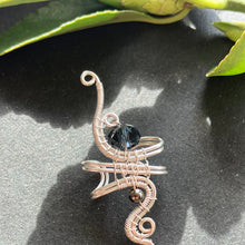 Kép betöltése a galériamegjelenítőbe: NOX ezüstözött fülgyűrű

