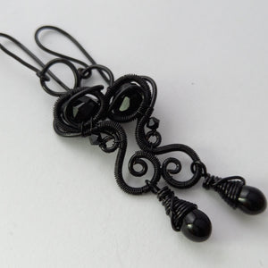 PHOENIX black earrings